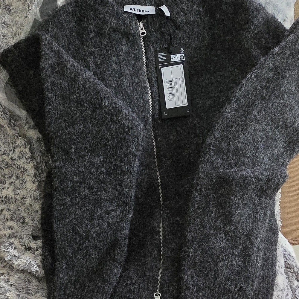 Weekday Women's Gray Sweater